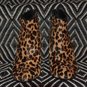 Leopard print calf-hair booties - size 6